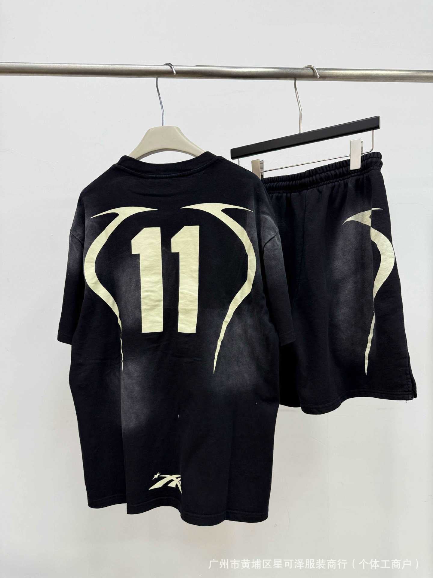 HS8008 Hellstar sets Heavy Industry Washed and WornShort-Sleeved T-shirt Sports Shorts Suit
